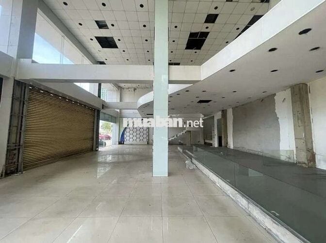 CHO THUÊ LÔ GÓC 2 MẶT TIỀN ĐIỆN BIÊN PHỦ VỊ TRÍ VIP