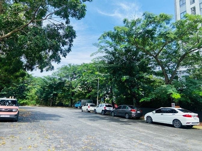 Cho thuê căn hộ 3 phòng ngủ, Sài Gòn Intela, nhà mới đẹp, căn góc!