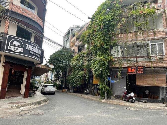 Bán gấp Nhà Góc 2 MT Phan Xích Long DT 4 x 16m 4 Tầng giá 27 tỷ