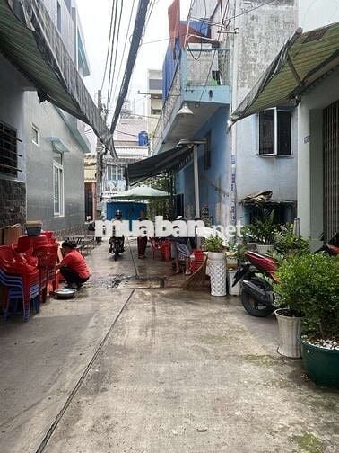 BÁN NHÀ TRUNG TÂM Q6 HẺM XE HƠI , GIÁ RẤT TỐT , CHỦ CẦN GẤP