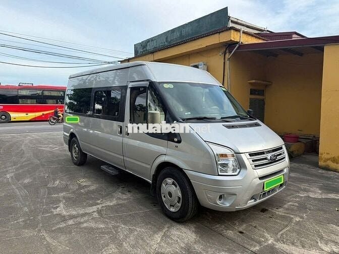 Ford Transit 2016 tải van 3 chổ 900kg