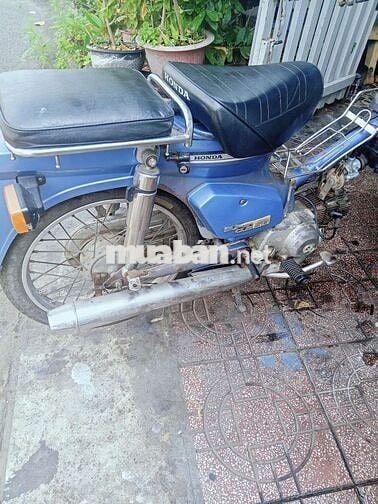 Honda Cub 84 màu Xanh