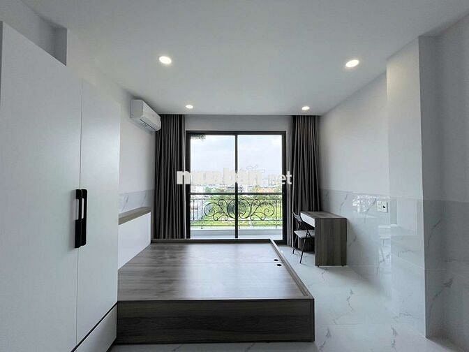 CHO THUÊ PHÒNG BANCON FULL NT Ở VƯỜN LÀI , Q12 GẦN NTS