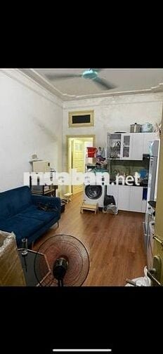 Chính chủ cho thuê phòng khép kín 1 ngủ 1 khách 55m2 phố Bạch Mai