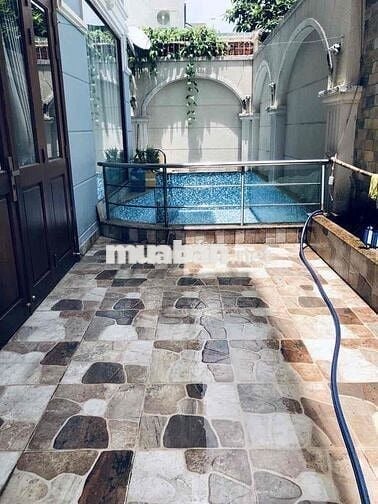 Cho thuê biệt thự đường Đặng Thùy Trâm p13 BT. DT: 10x20m. Giá 40tr/th