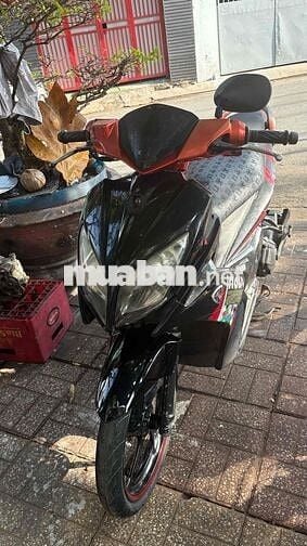 Yamaha Nouvo LX 135 zin đẹp máy êm mạnh giá 4tr500