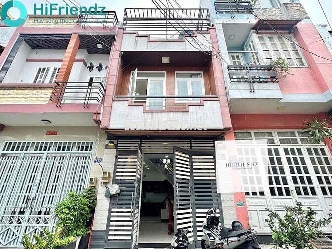 Cho thuê nhà nguyên căn 3PN2WC siêu to giá rẻ nằm trên đường Phú định