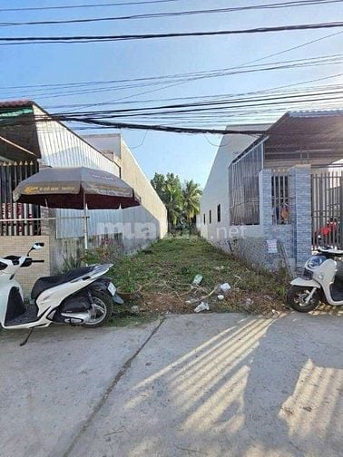 Bán đất 140 m2 thổ cư gần đại học nam Cần Thơ