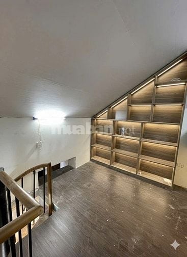 Bán gấp căn hộ tập thể Lê Gia Định 60m nhỉnh 2 tỷ