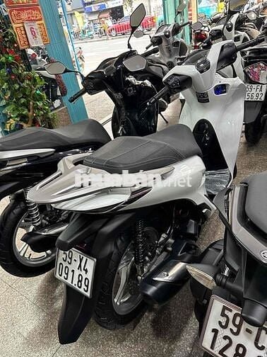 Honda SH 125i 2022 Smartkey Trắng BSTP Chính Chủ