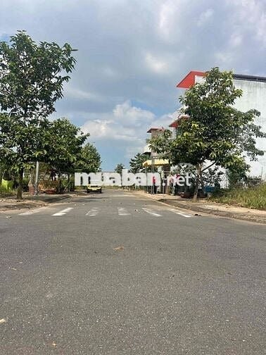 cần bán lô đất tại khu 4 khu đô thị long hưng city