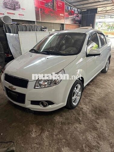 Chevrolet Aveo 2018 Trắng Tự động