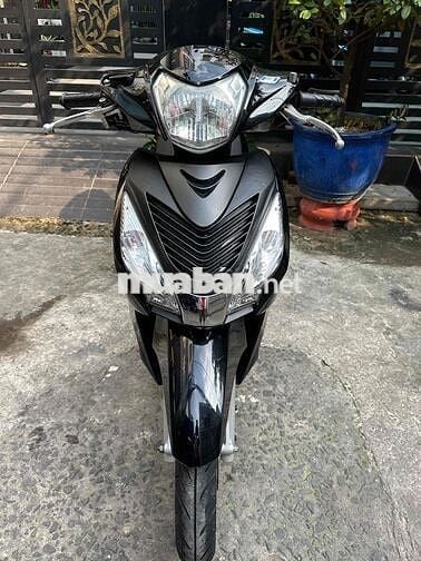 Vission 2015 bstp chính chủ . xe cọp