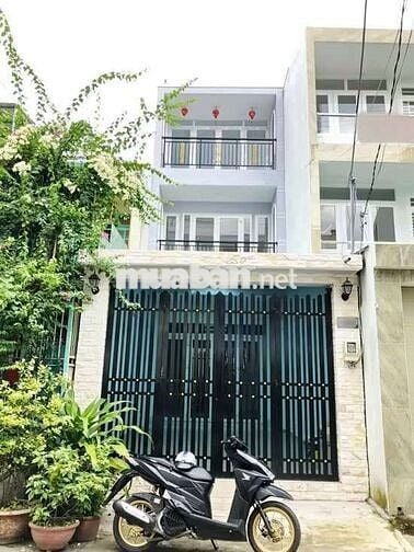 Nguyên căn 3 phòng – hẻm xe hơi Huỳnh Tấn Phát, P. Bình Thuận, Quận 7