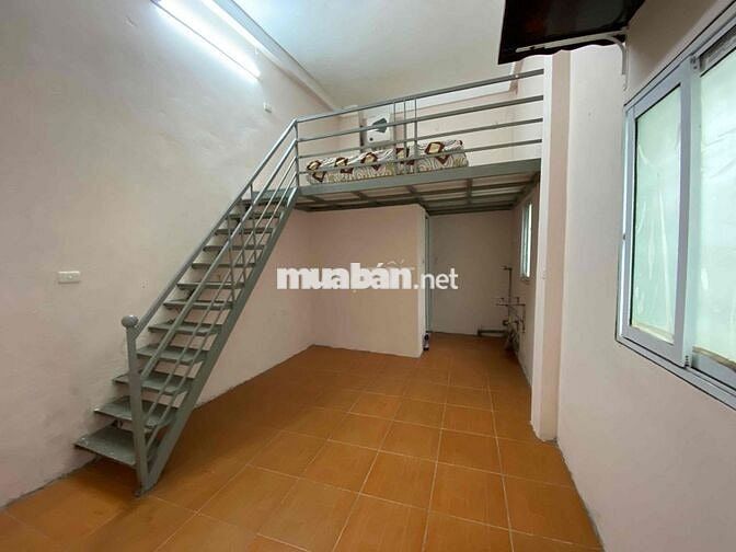 phòng trọ khép kín lối đi riêng có gác xép