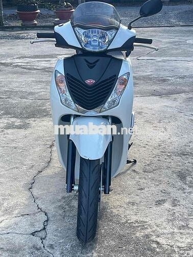 sh ý 150i đầu máy 102. chính chủ.