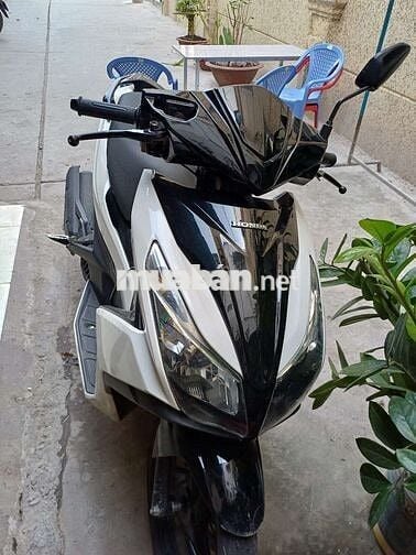 Honda Air Blade 2013 Trắng Xám Đen