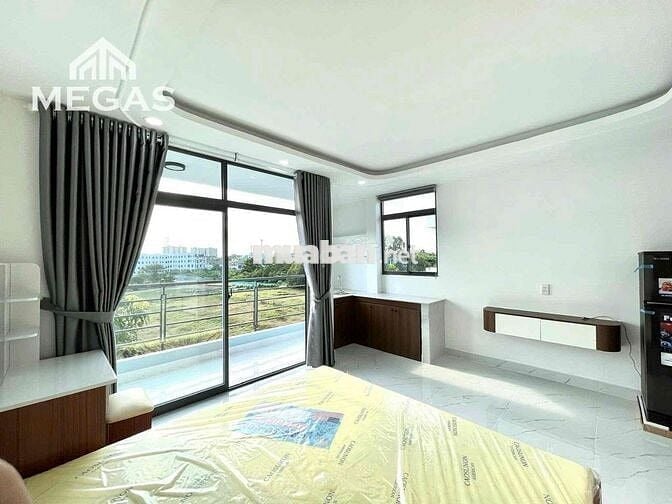 pass phòng view ban công cánh đồng cực chill full nt