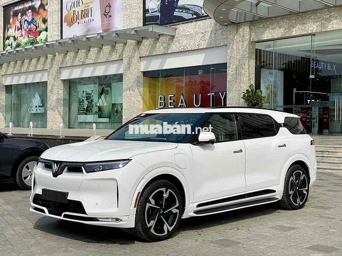 TRẢ TRƯỚC GẦN 2020 TRIỆU NHẬN NGAY VF9