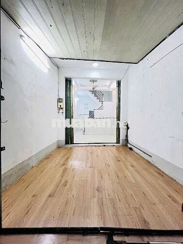 Căn Hiếm Quận 8 45m² Hẻm Xe Tải Nhỉnh 5 Tỷ  Nhà Tầm Trung Vị Trí VIP