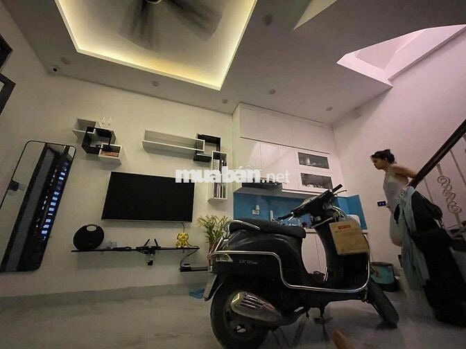 Cho thuê nhà riêng Kim Hoa - Xã Đàn - 30m2 -4 tầng - 12 triệu