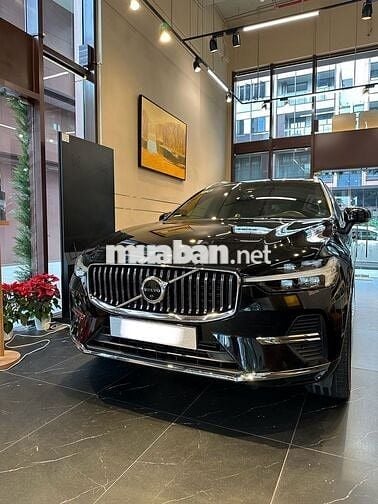 Volvo XC60 2022 Recharge T8 AWD - 25900 km