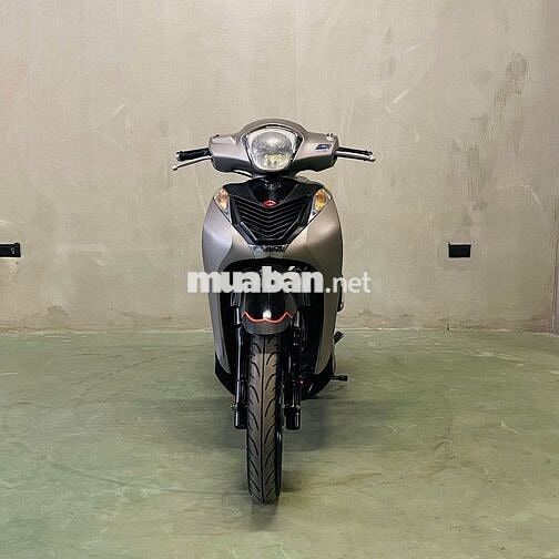Honda SH Mode Bạc
