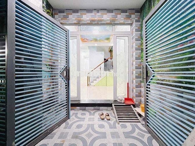 NHỈNH 5 TỈ - NHÀ 4 TẦNG- DTSD 182 M2- 4 PN- ĐÚC KIÊN CỐ- NHÀ MỚi