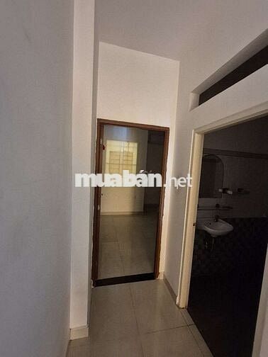 Nhà ở dành cho già đình nhỏ 4-5 người, hoặc cho thuê văn phòng