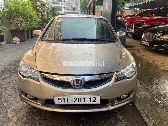 Honda Civic 2010 MT Lăn bánh 2011