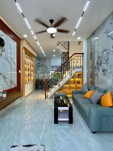 CHÍNH CHỦ 3 TỶ 550 TÔ NGỌC VÂN DÂN CƯ TỐT QUY HOẠCH TỐT ĐƯỜNG 6M KV BÀ