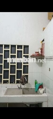 Cho thuê nhà nguyên căn hẻm 50 Hoà Bình, Q11, gần công viên Đầm Sen