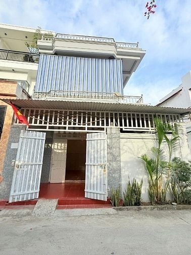 Bán nhà góc 2MT-DT130M2-3tầng-3pn-3WC-Nguyễn Quyền-vĩnh Hải-NT- 7tỷ5 