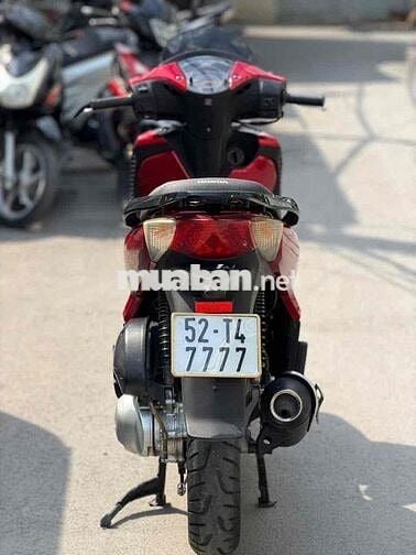 Dylan lên SH Ý BSTP 9c 52T4-7777 có giao lưu