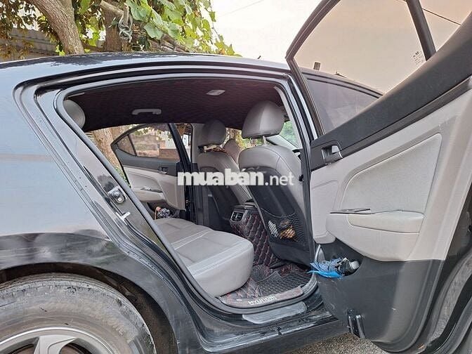 Hyundai Elantra 2016 Gia đình 86000 km