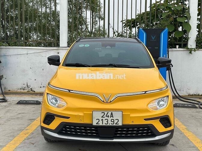 VinFast VF e34 2022 Vàng