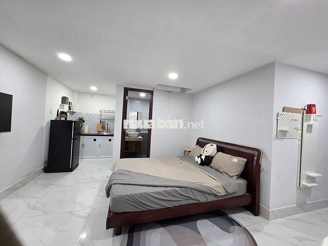 Căn hộ mini Quận 11 sát quận 10 đầy đủ nội thất - thang máy, PCCC