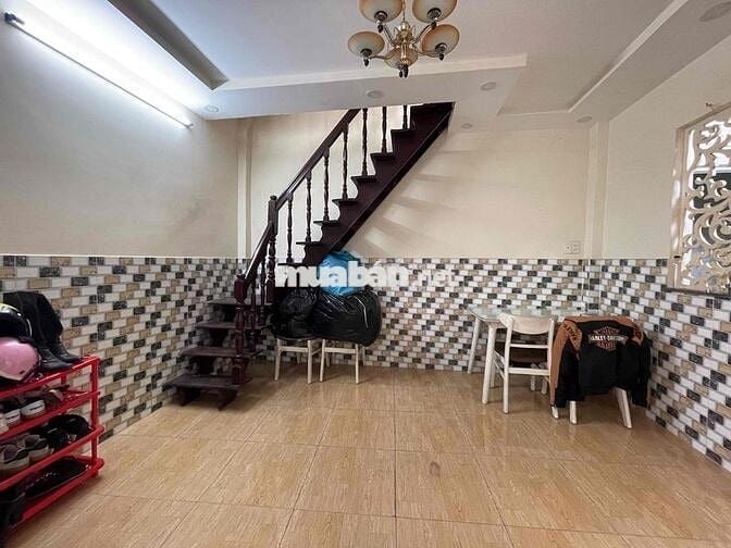 Cho thuê nhà nguyên căn có nội thất Nguyễn Thượng Hiền p6, Bình Thạnh