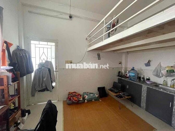 Mình pass phòng 3-4 người ở thoải mái