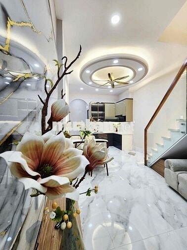 NGAY VÒNG XOAY LÊ ĐẠI HÀNH - 3PN có PN trệt - NHÀ MỚI ĐÓN NOEL ĐÓN TÊT