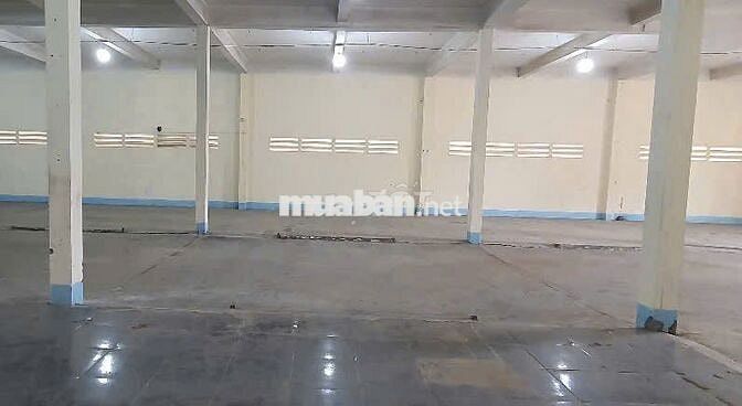 Kho diện tích 300m2 cần cho thuê với giá rẻ ở Đường Bùi Văn Ba