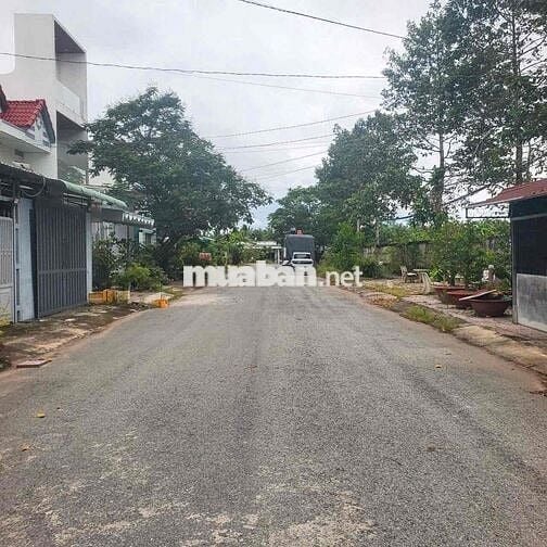 Bán nền tặng nhà cấp 4 đs1 khu chiến thắng hưng phú cần thơ