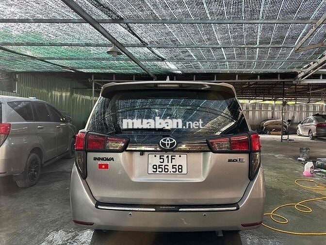 Toyota Innova E 2019 máy Rin