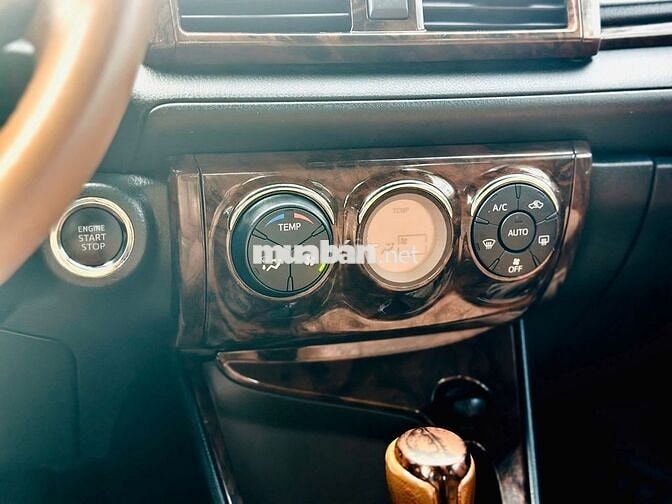 Toyota Yaris 2015 G màu Trắng