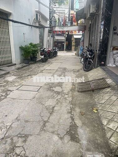 Toà nhà căn hộ cao tầng 3 tầng kiệt phan thamh ngay Trung tâm Đà Nẵng