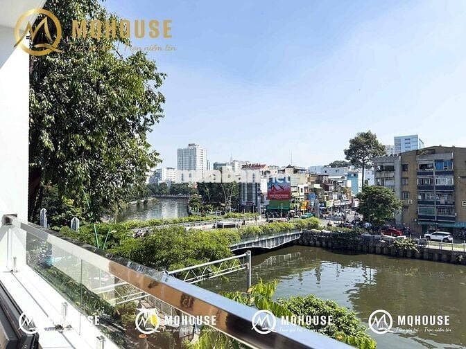 Hệ Thống Căn Hộ Mới 100% Cửa Sổ Trời View Bờ Kè, Full Nội Thất