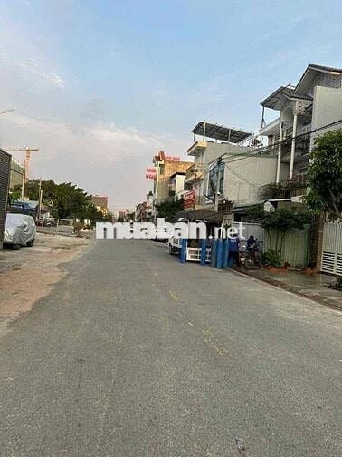 cần bán lô đất kdc vietsing dt 100m2 full thổ cư