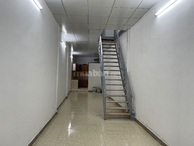 Cho thuê nhà làm văn phòng hoặc để ở và kinh doanh