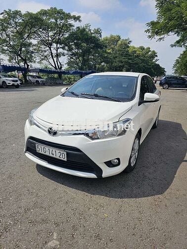 Toyota Vios 2018 số sàn màu Trắng