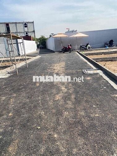 Đất tuyến 2 đường Phạm Văn Đồng giá chỉ hơn 800triệu